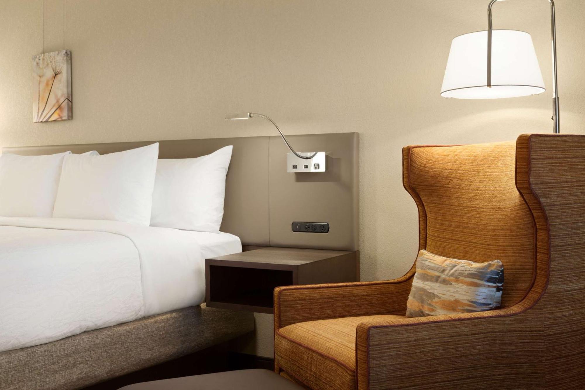 Hilton Garden Inn Charlotte Southpark Экстерьер фото