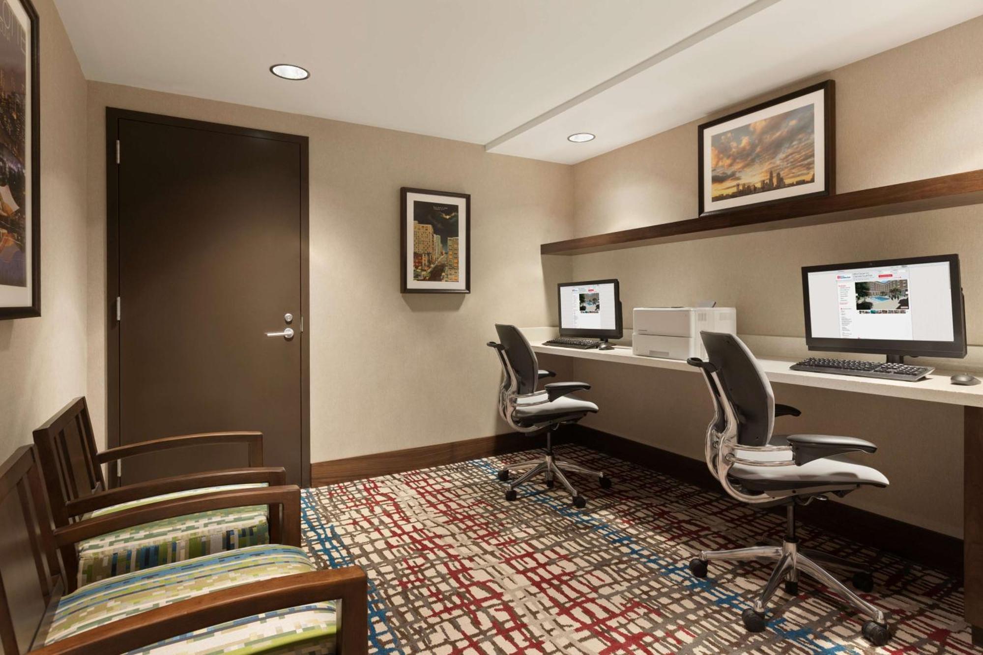 Hilton Garden Inn Charlotte Southpark Экстерьер фото
