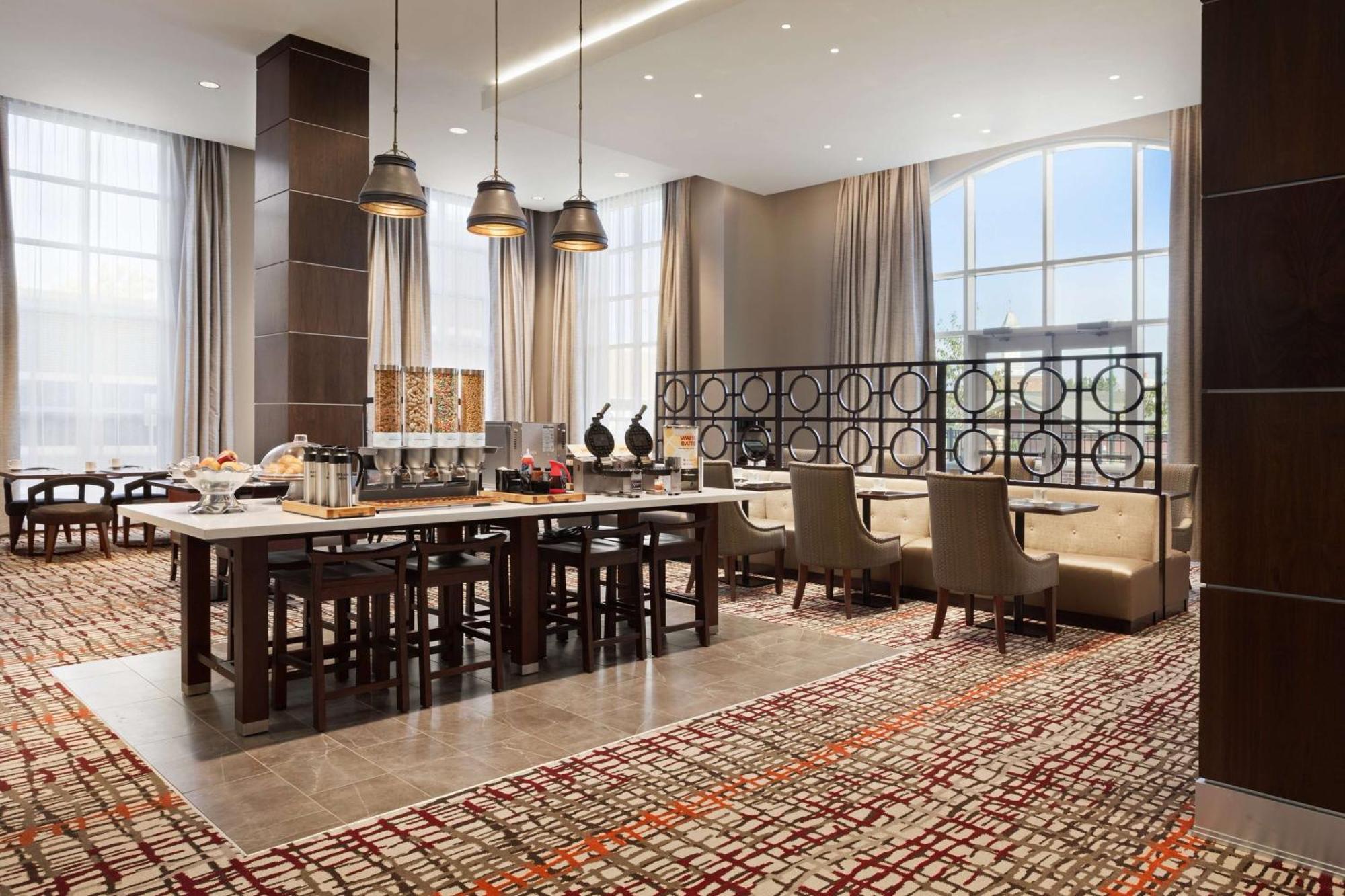 Hilton Garden Inn Charlotte Southpark Экстерьер фото